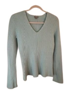 Ann Taylor Ribbed V-Neck Sweater in Sage Green